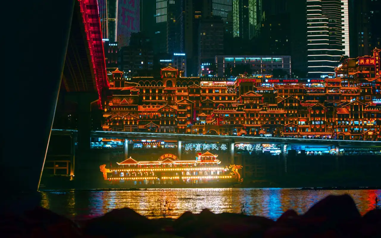 南京市企业数字化平台建设的关键技术路径解析